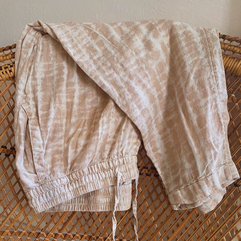 Old navy multi-colored chino pants size xl